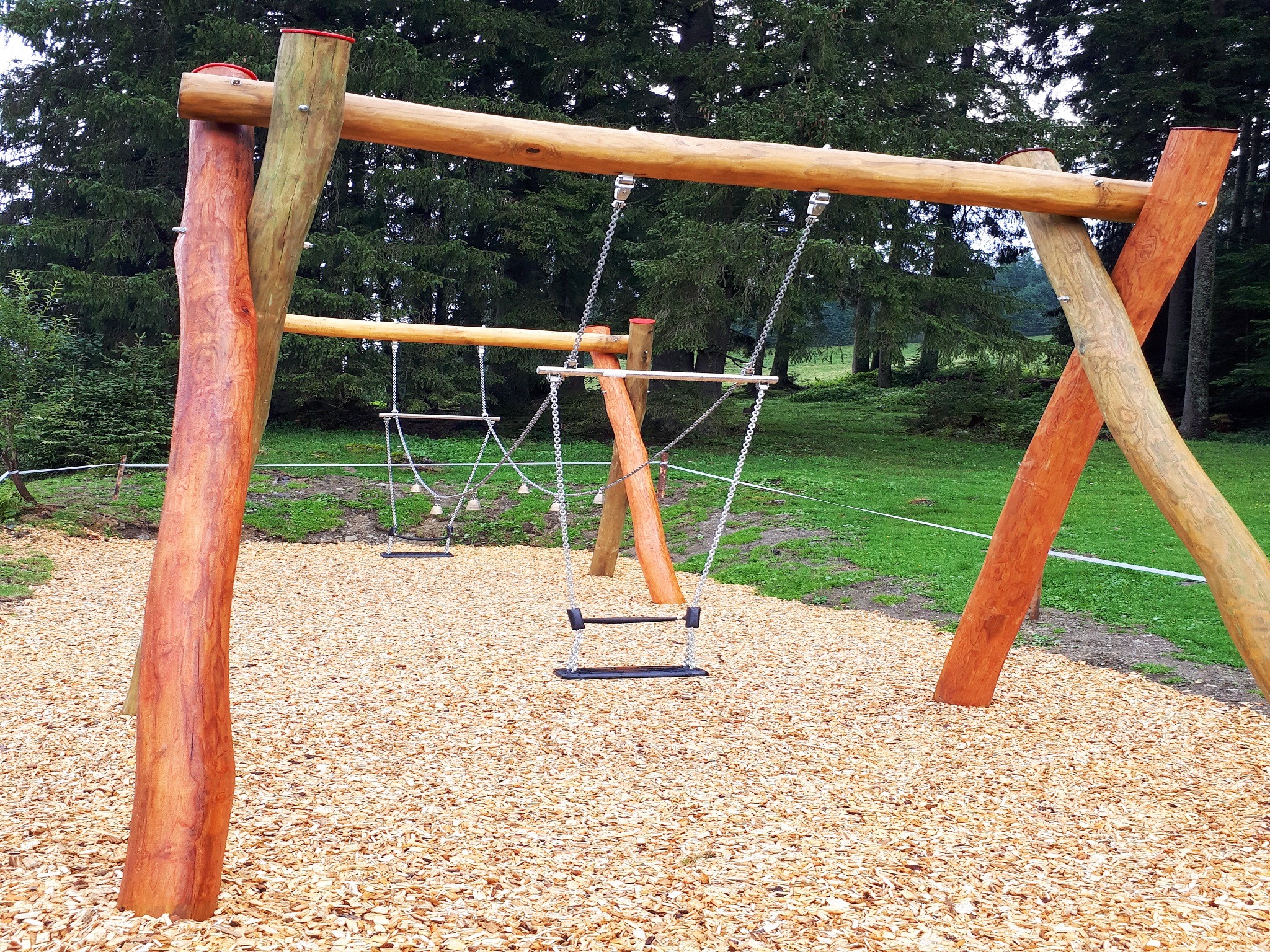 tvbfilzmoos-baertls-familienwanderweg-47 Kinder erleben Spaß und Abenteuer am Spielplatz